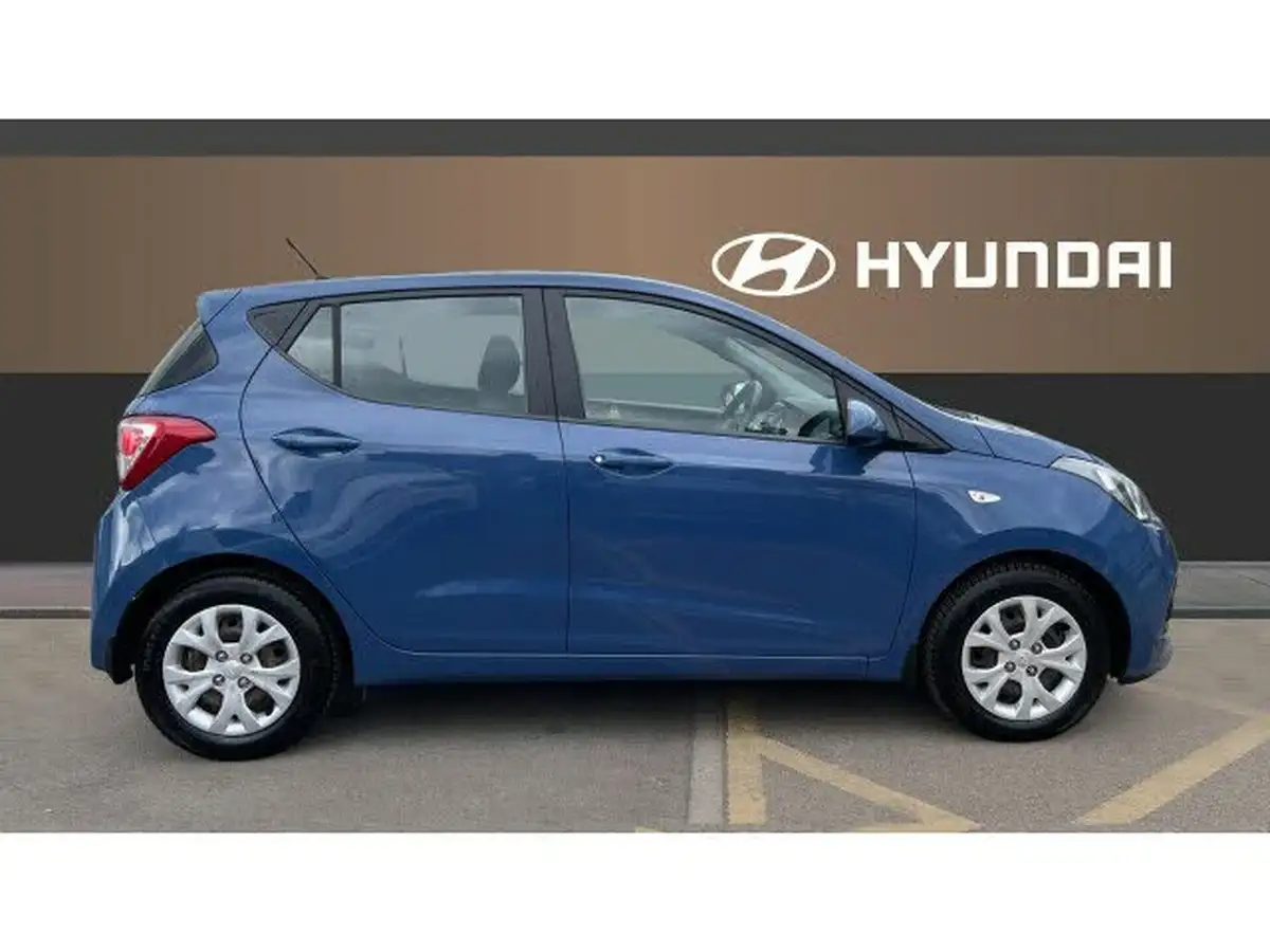 2015-hyundai-i10-10-se-big-4