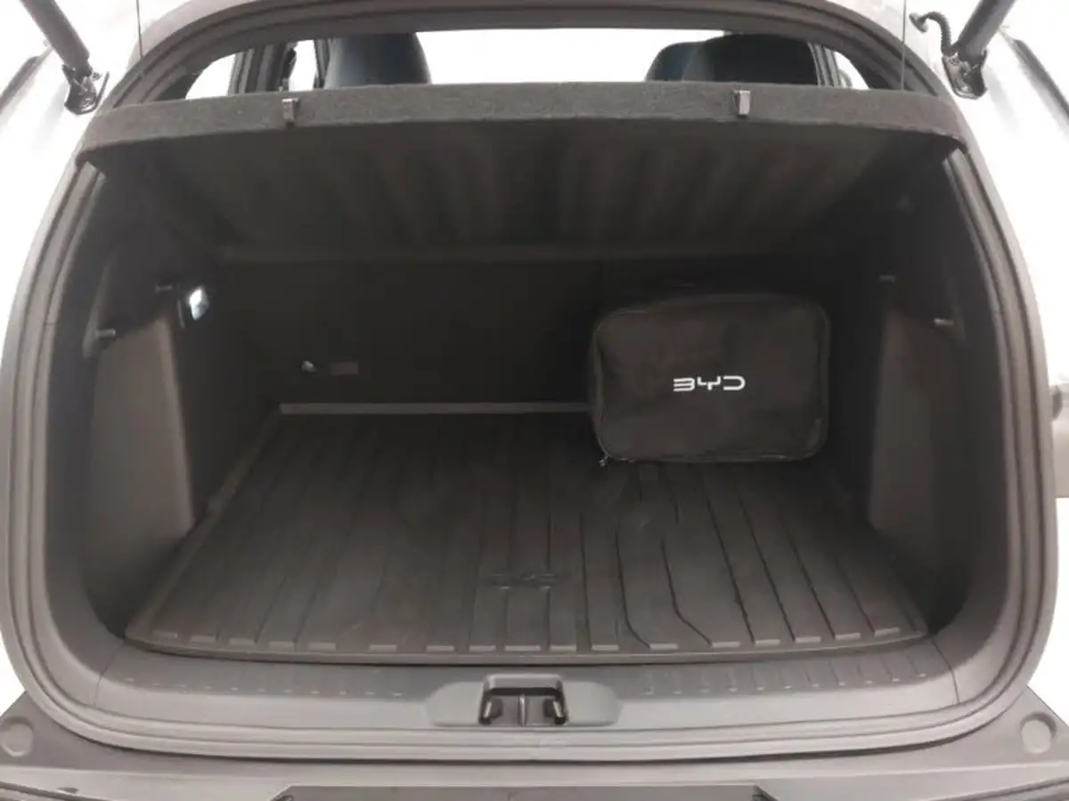 2023-byd-atto-3-e-active-big-7