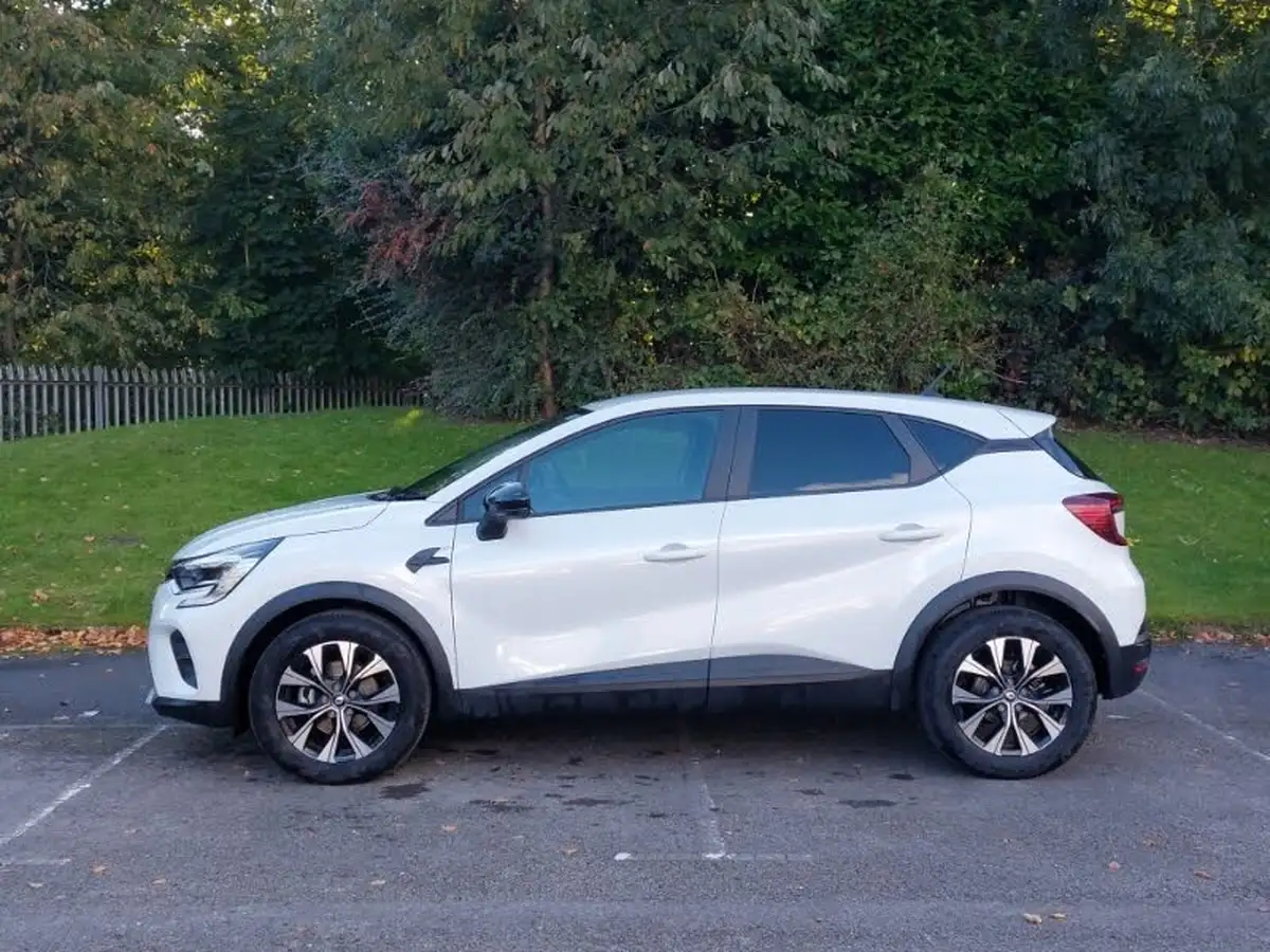 2024-renault-captur-16-evolution-big-3