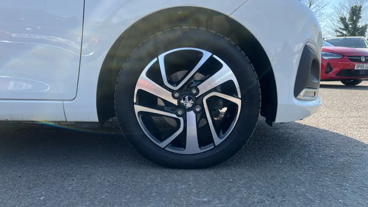 2019-peugeot-108-10-allure-ss-hatchback-5d-big-16