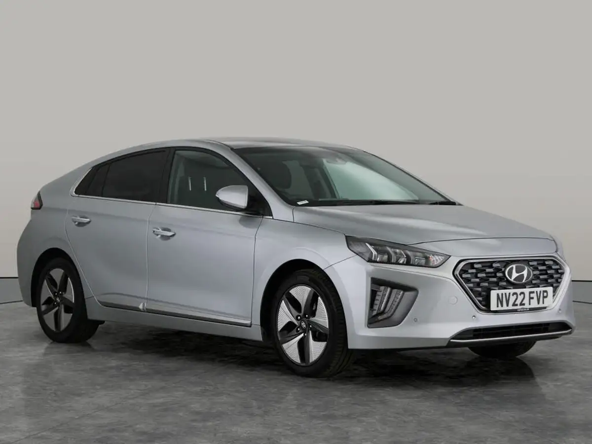 2022-hyundai-ioniq-16-gdi-premium-se-hybrid-big-4