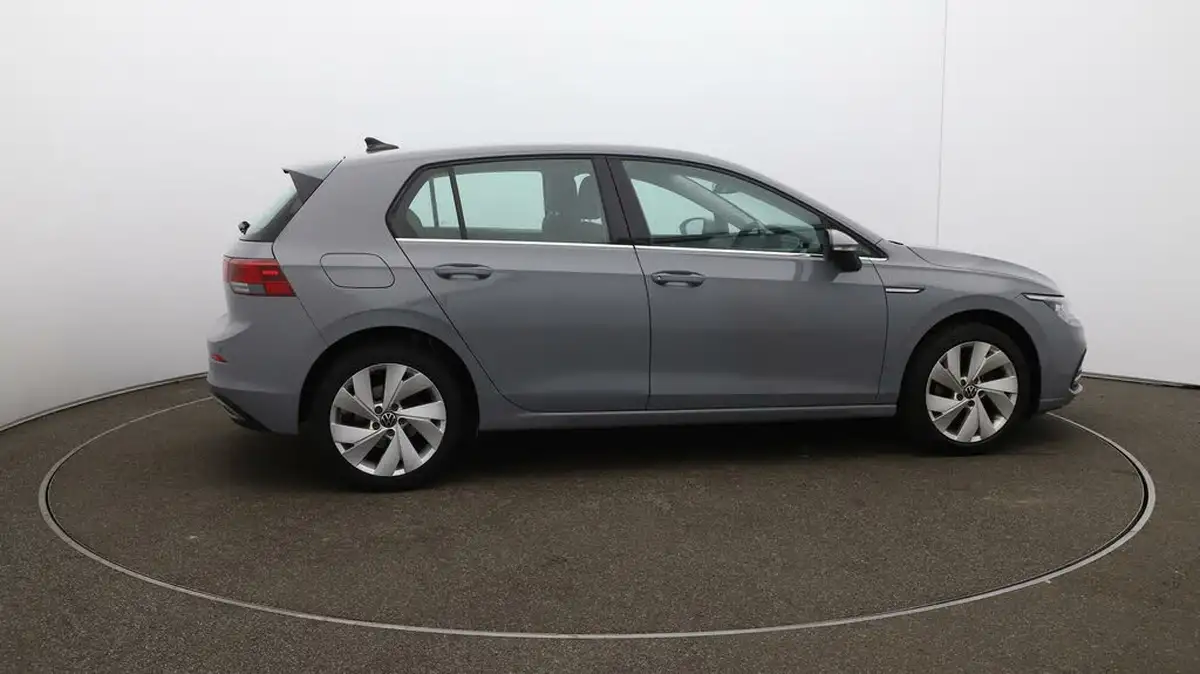 2020-volkswagen-golf-15-tsi-style-130ps-hatchback-big-43
