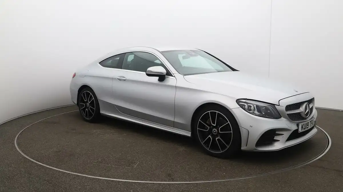 2019-mercedes-benz-c-class-20-c300-amg-line-premium-coupe-2d-big-37