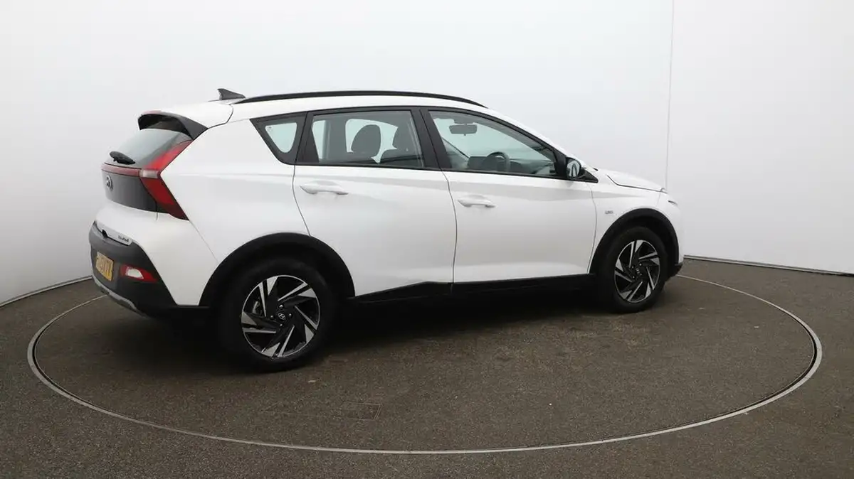 2023-hyundai-bayon-10-t-gdi-se-connect-big-47