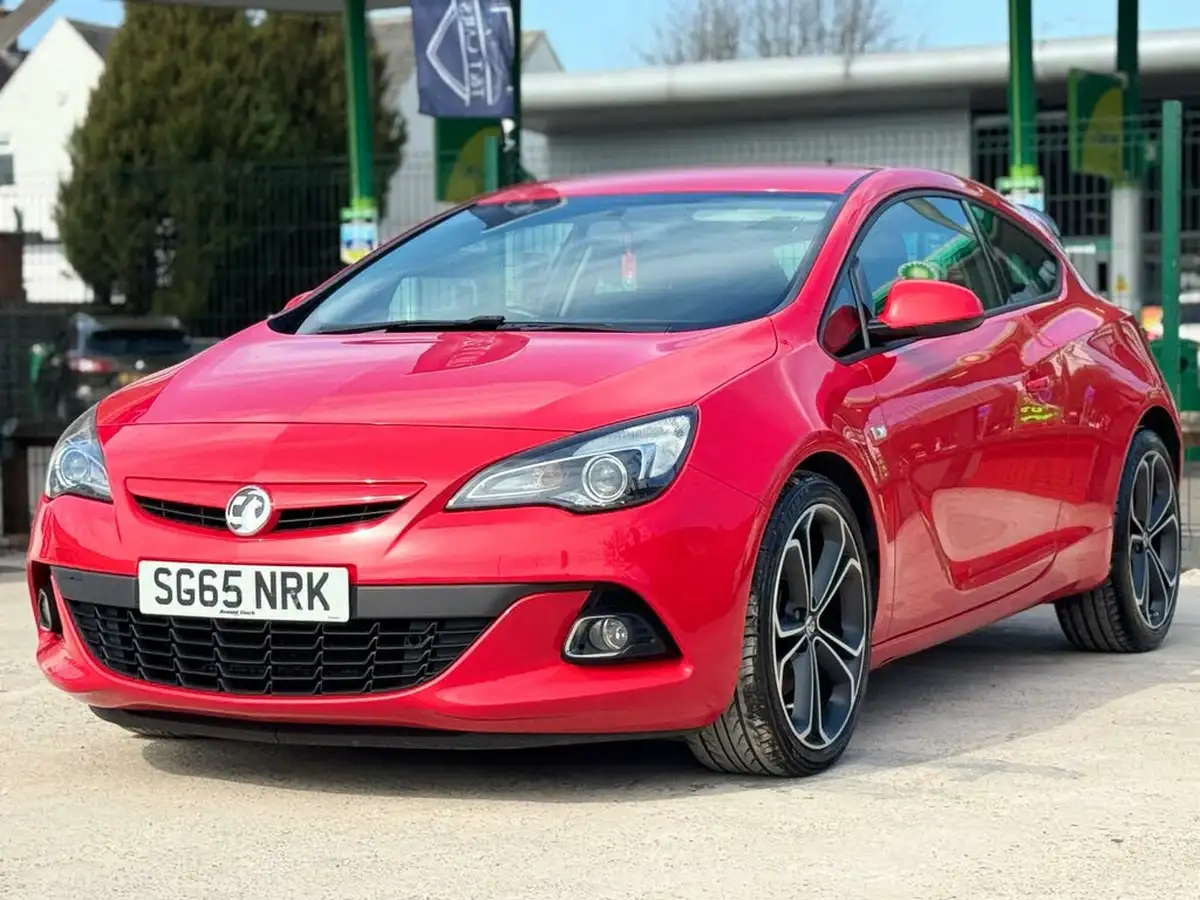 2015-vauxhall-gtc-20cdti-limited-edition-16v-ss-big-3
