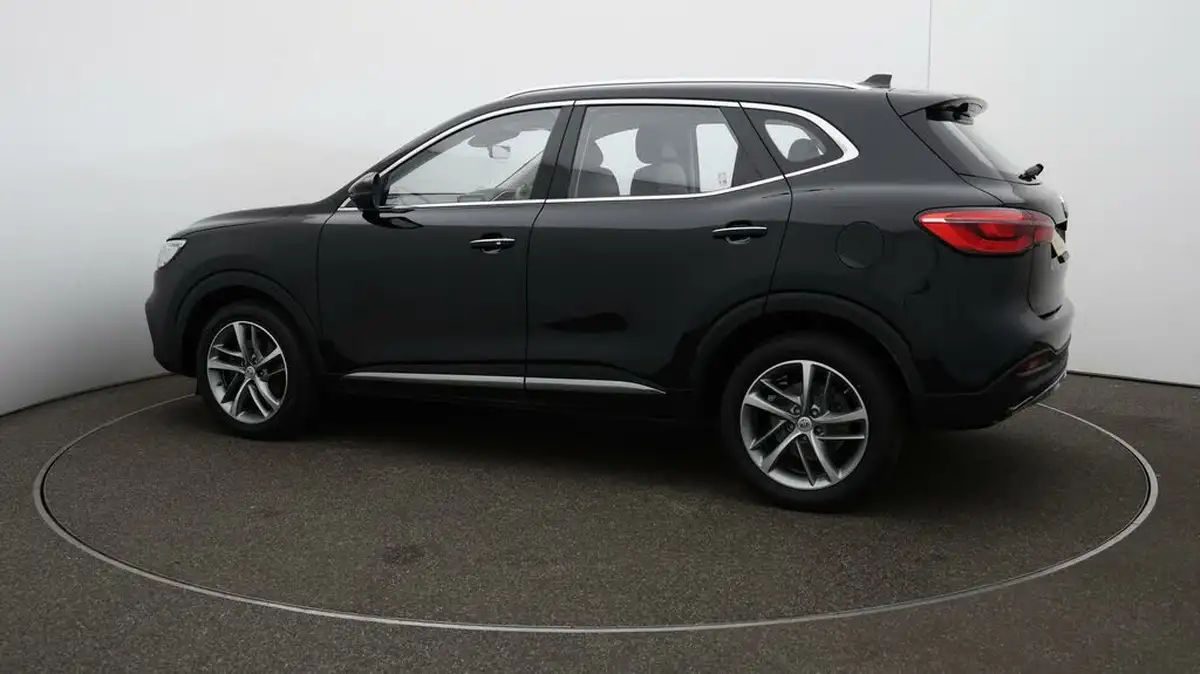 2022-mg-hs-15t-gdi-excite-162ps-big-39