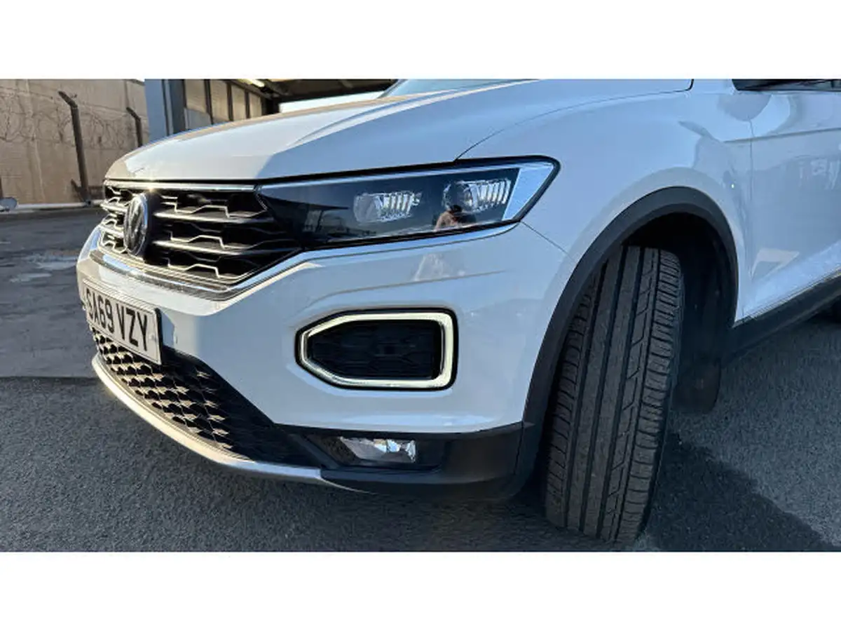 2019-volkswagen-t-roc-15-tsi-sel-dsg-big-20