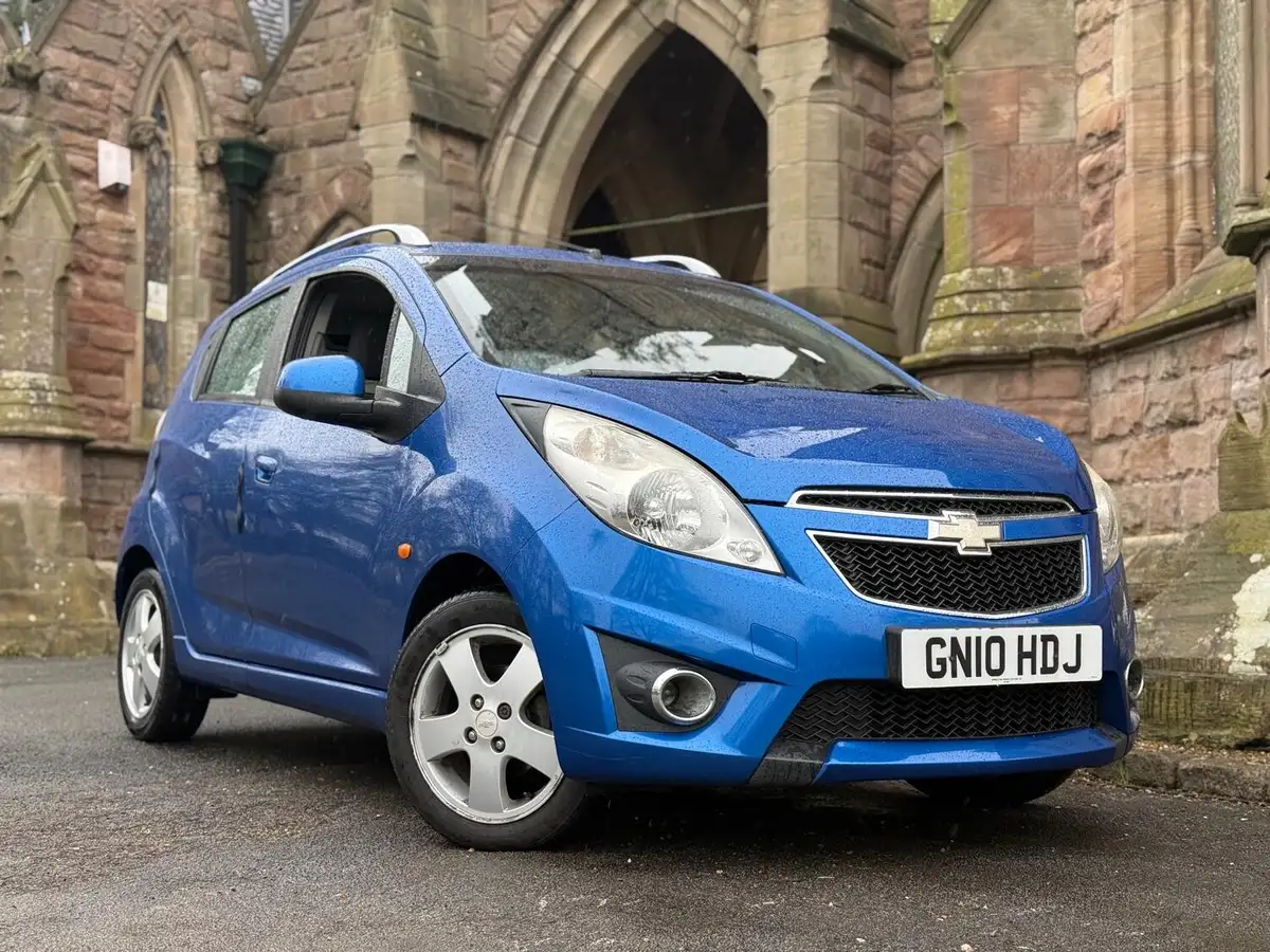 2010-chevrolet-spark-12-lt-big-0