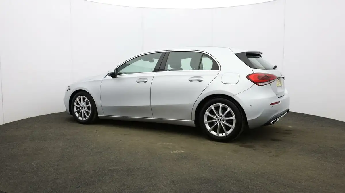 2019-mercedes-benz-a-class-20d-a200d-sport-executive-hatchback-5d-big-56