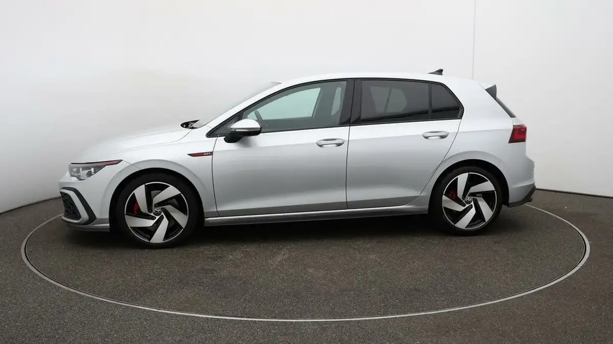 2022-volkswagen-golf-20-tsi-gti-dsg-big-4
