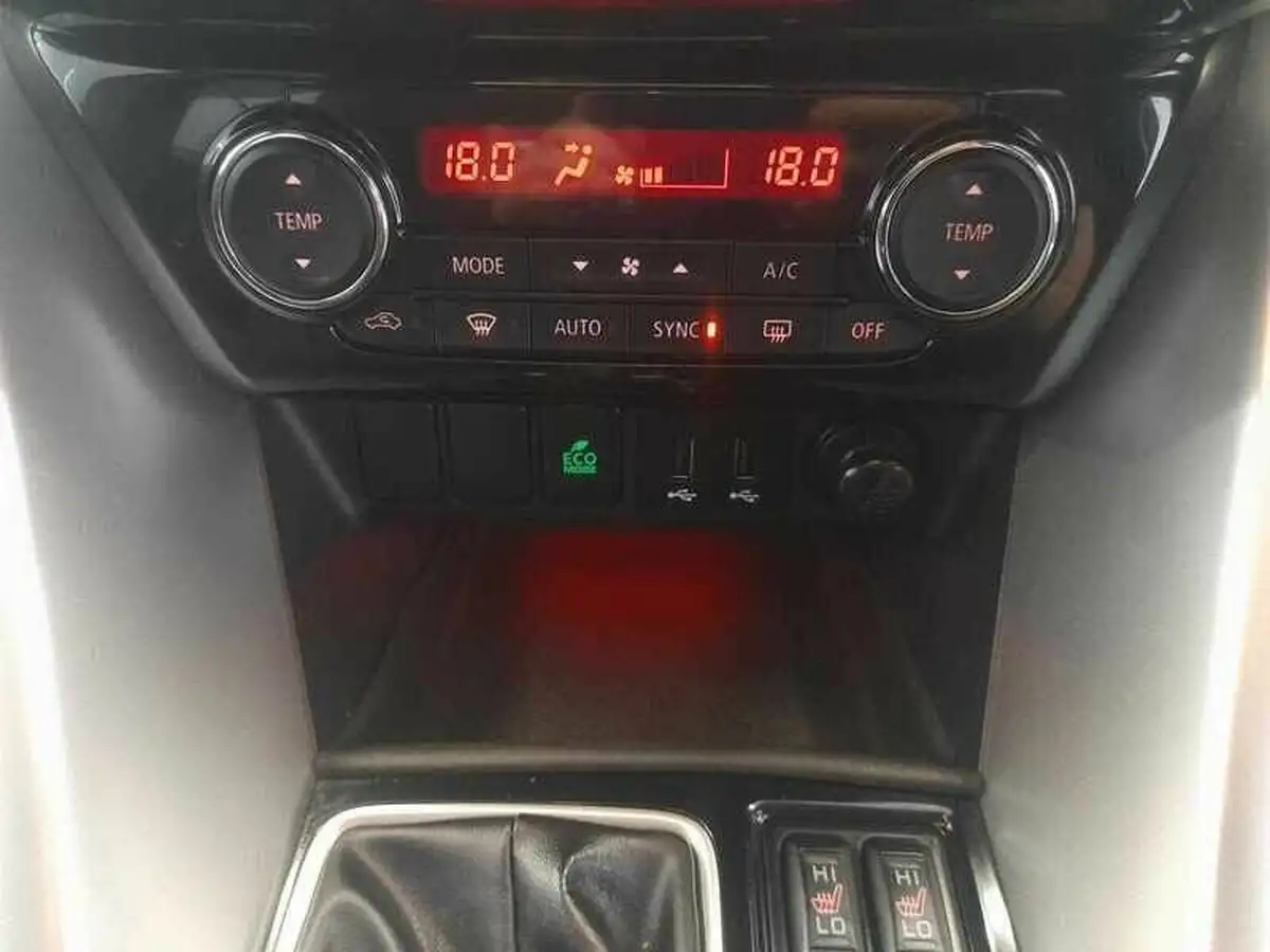 2019-mitsubishi-eclipse-cross-15-4-big-21