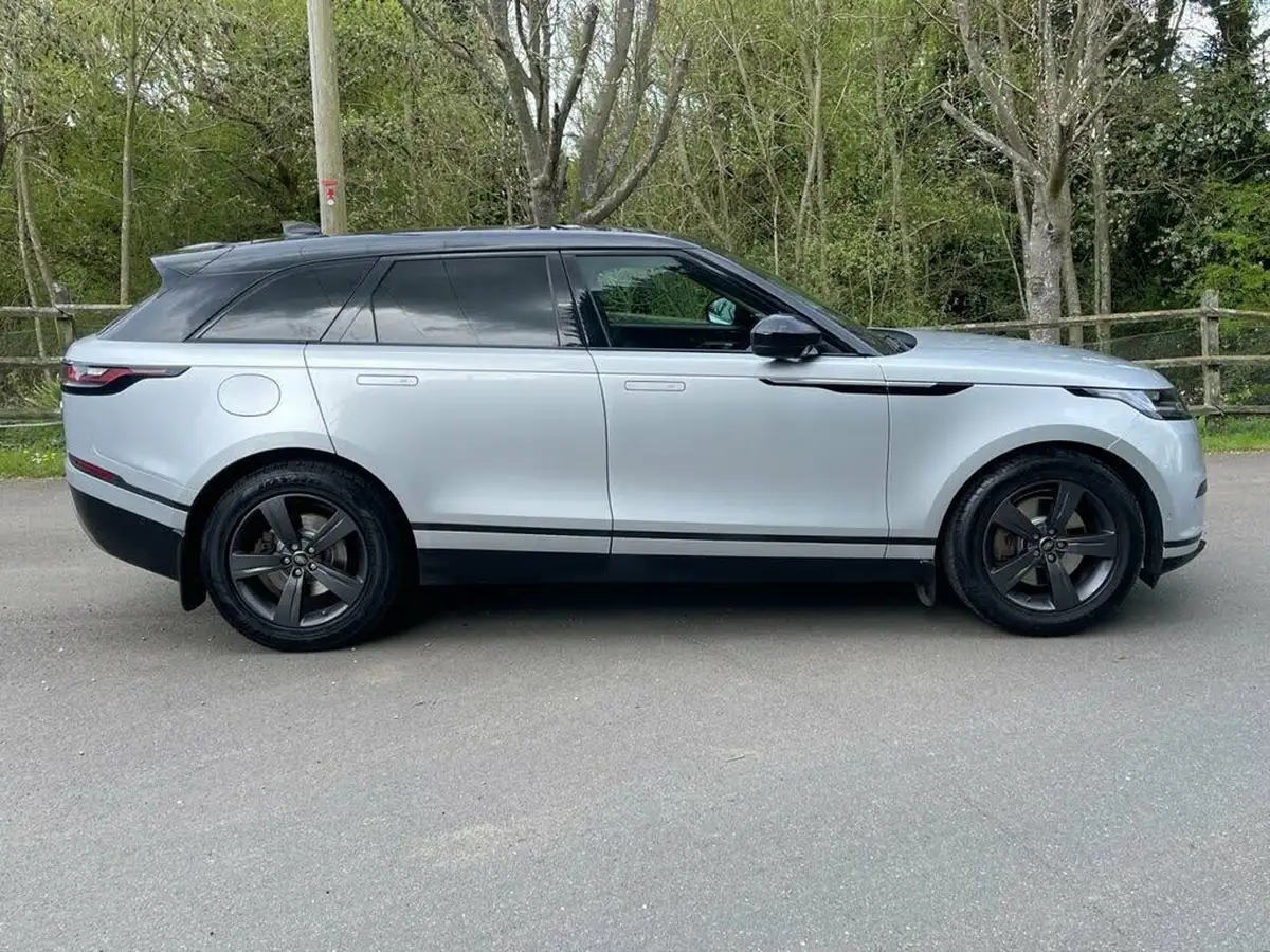 2017-land-rover-range-rover-velar-20-p300-s-big-8