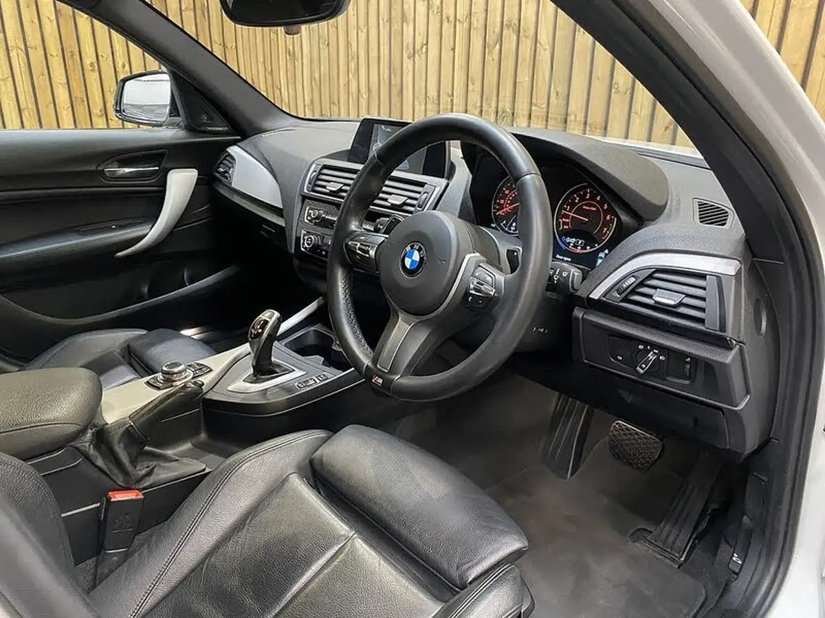 2017-bmw-1-series-30-m140i-5d-sport-auto-big-30