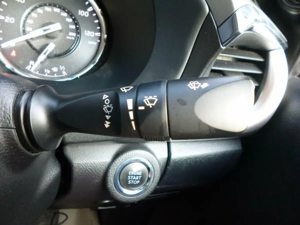 2021-toyota-hi-lux-24d-4d-invincible-150hpeu6d-auto-big-60