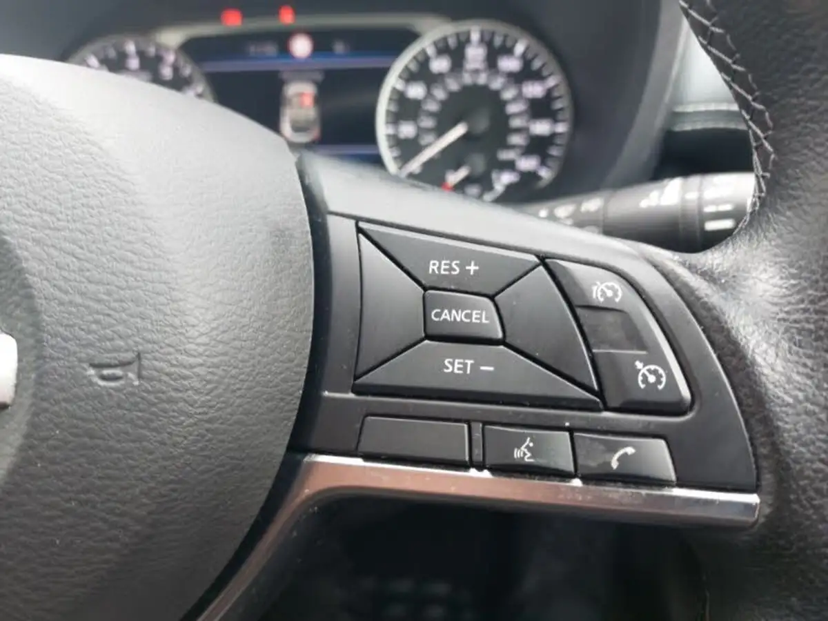 2022-nissan-juke-10-dig-t-n-connecta-big-11