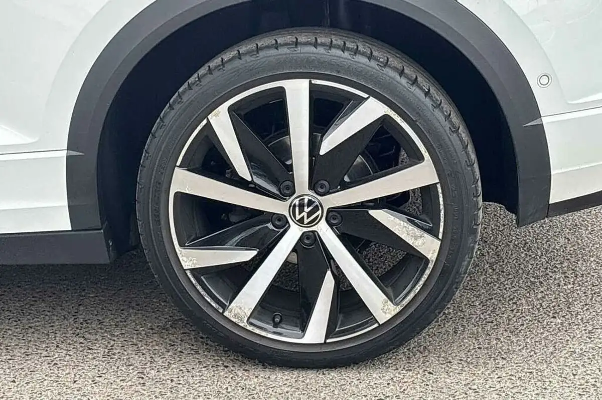 2021-volkswagen-t-roc-15-tsi-r-line-convertible-2d-dsg-big-4