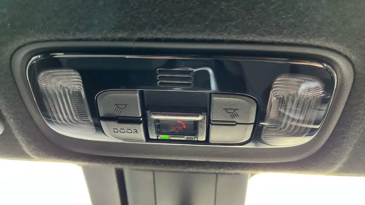 2022-toyota-yaris-15-vvt-i-design-panoramic-roof-big-46