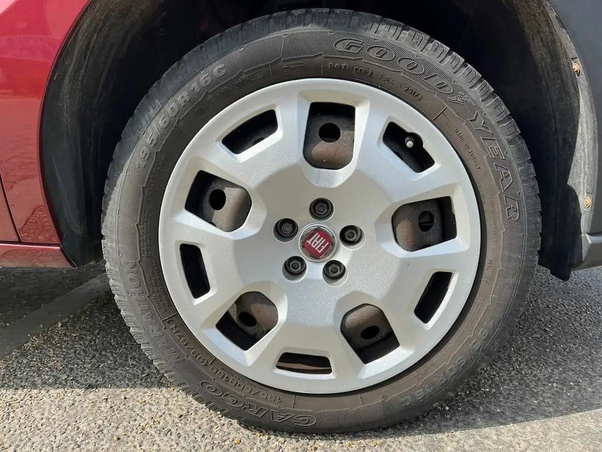 2017-fiat-doblo-14-pop-big-24