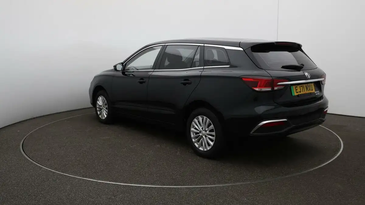 2022-mg-mg5-e-excite-ev-long-range-big-5