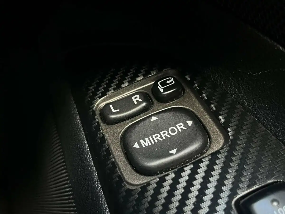 2009-lexus-is-250-25-sr-auto-big-23