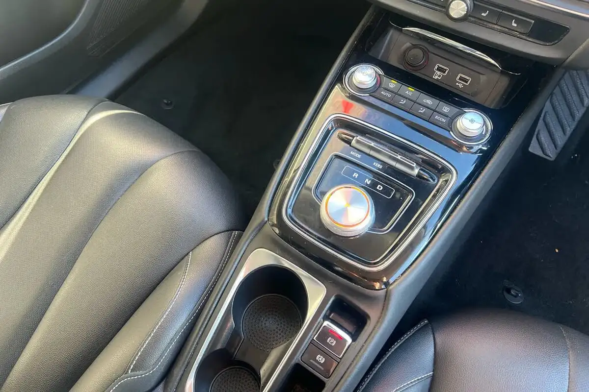 2021-mg-mg5-e-exclusive-ev-big-15