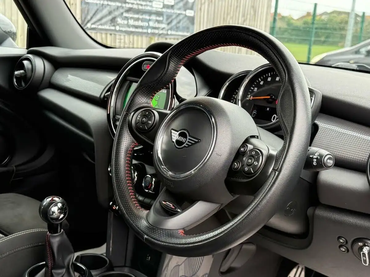 2019-mini-cooper-15-cooper-sport-ss-hatchback-3d-big-11