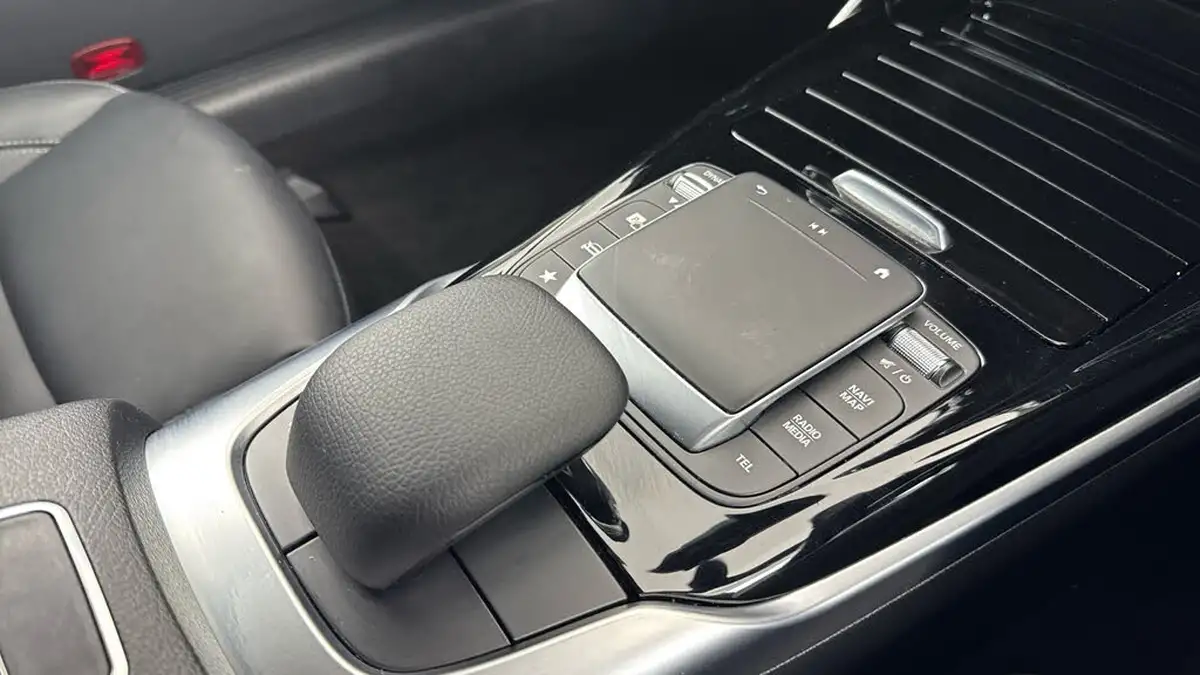 2022-mercedes-benz-cla-20-cla-35-amg-premium-shooting-brake-5d-big-18