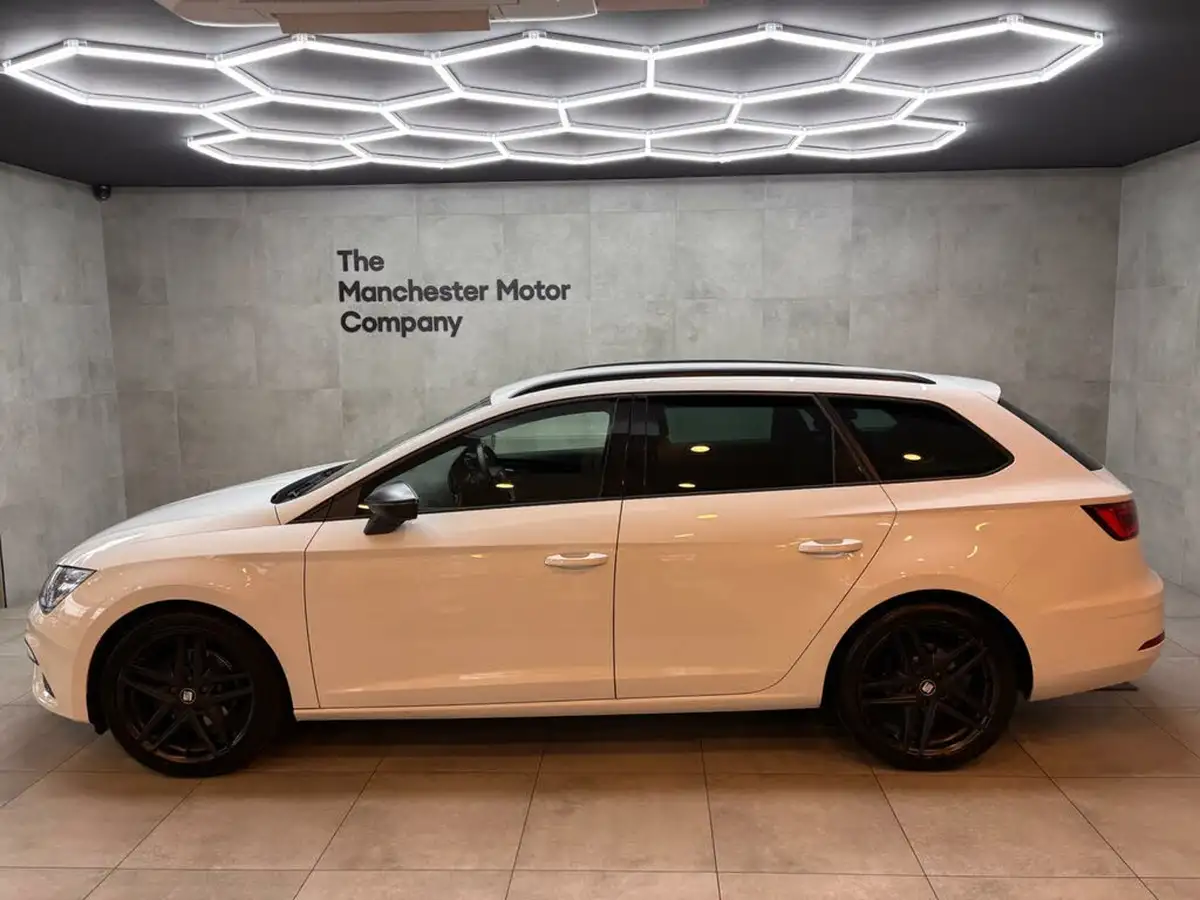 2020-seat-leon-20tdi-fr-black-edition-estate-dsg-big-1