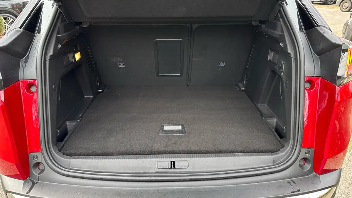 2021-peugeot-3008-suv-12-puretech-gt-eat8-big-18