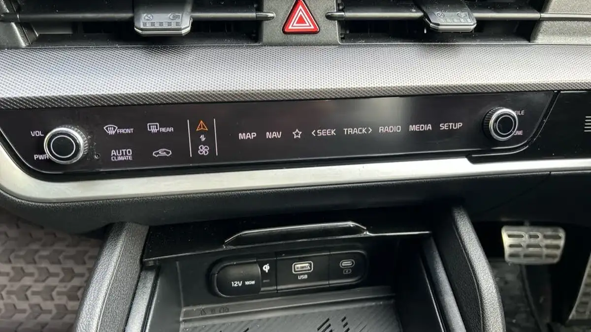2024-kia-sportage-16-t-gdi-gt-line-s-207bhp-hev-auto-big-13