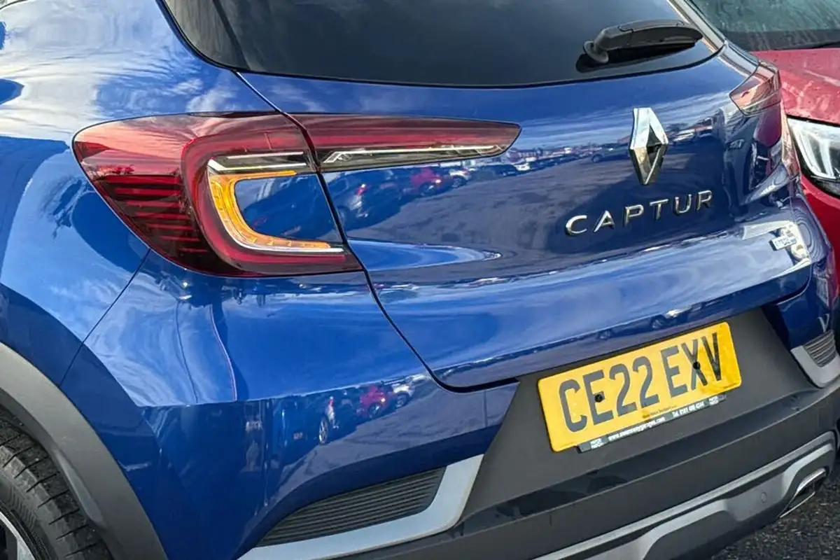 2022-renault-captur-16-rs-line-145ps-rs-line-e-tech-hybrid-big-7