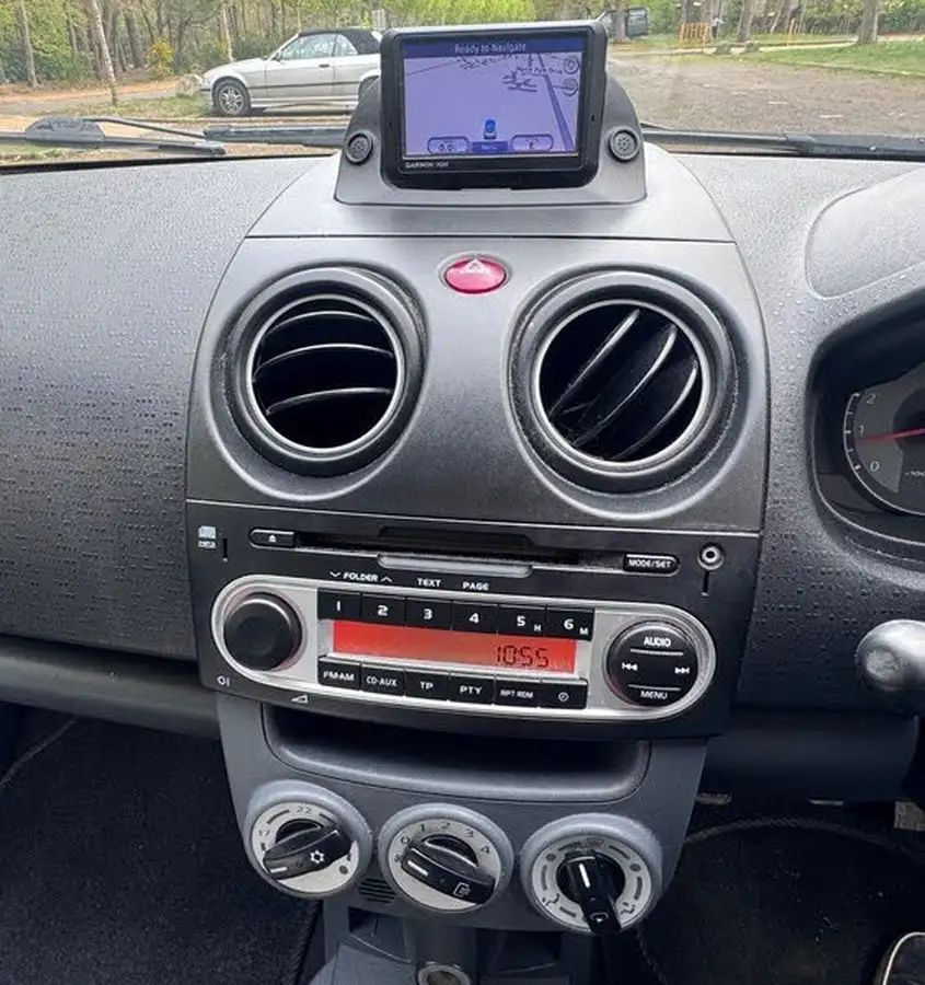 2011-mitsubishi-colt-13-juro-5d-big-32