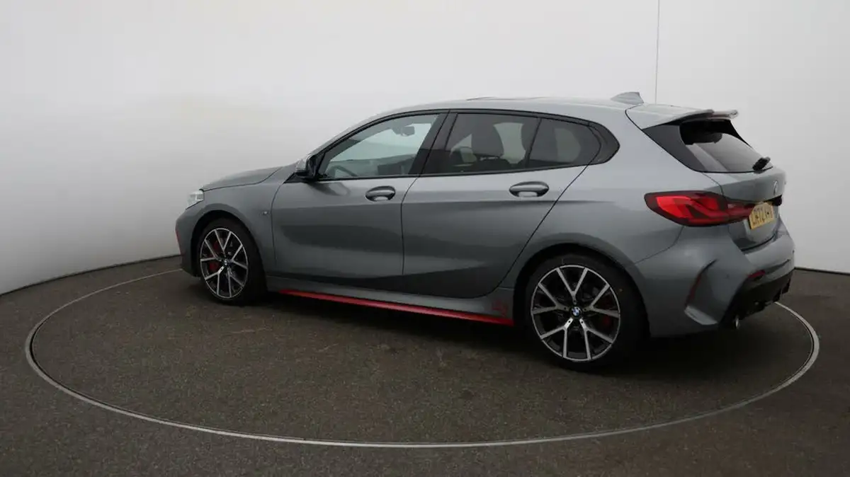 2022-bmw-1-series-20-128ti-lcp-big-30