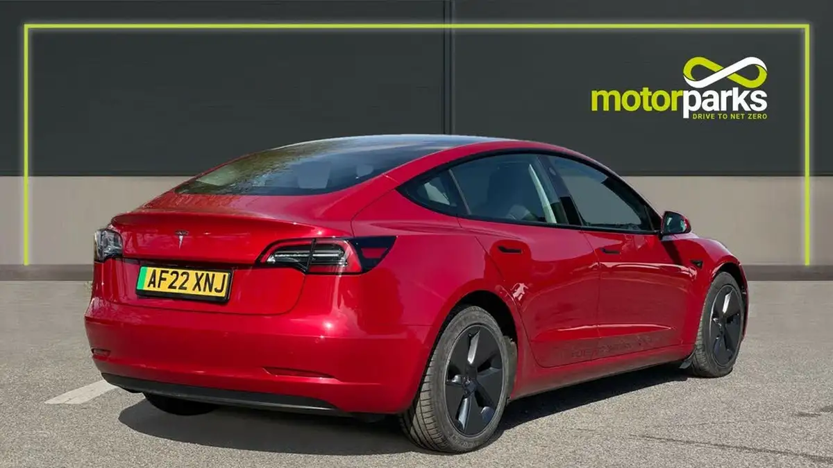 2021-tesla-model-3-e-standard-plus-big-2