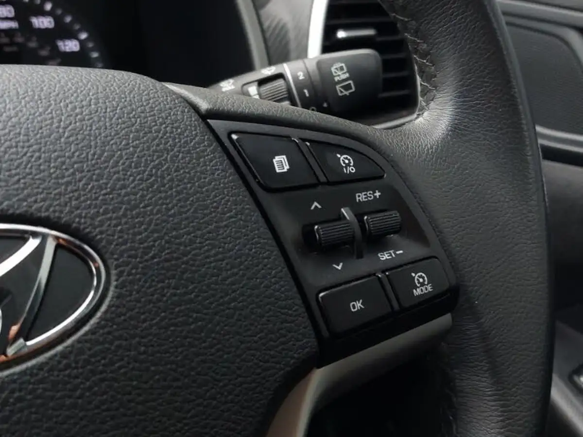 2019-hyundai-tucson-16-gdi-se-nav-big-14