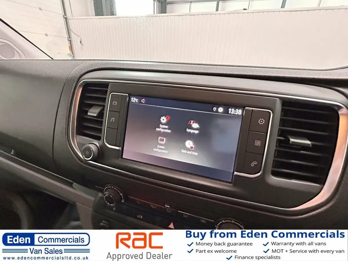 2022-vauxhall-vivaro-e-3100-50kwh-l1h1-dynamic-panel-van-big-24
