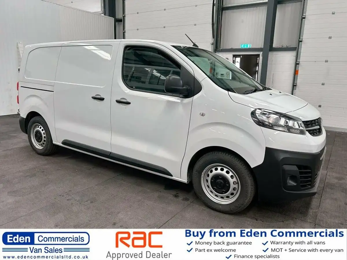 2022-vauxhall-vivaro-e-3100-50kwh-l1h1-dynamic-panel-van-big-0