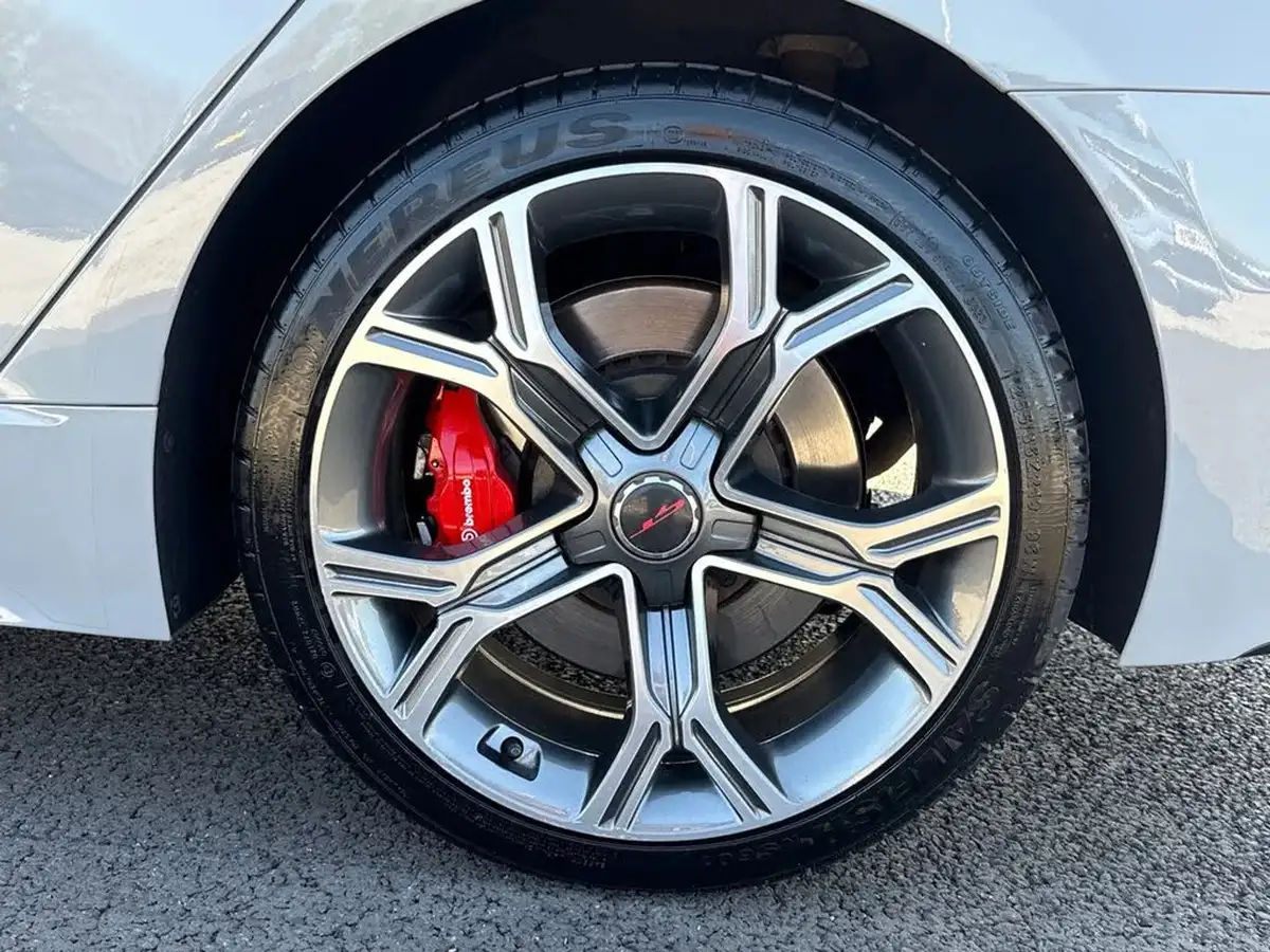 2020-kia-stinger-33-t-gdi-gt-s-365bhp-big-21