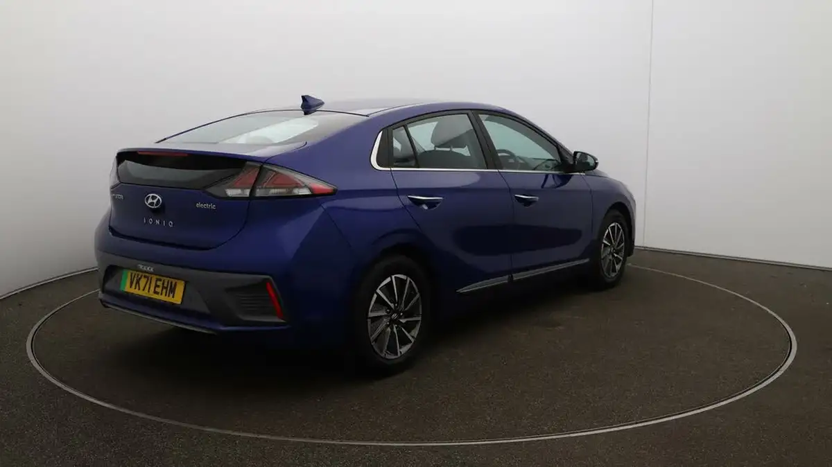 2022-hyundai-ioniq-e-premium-electric-big-7
