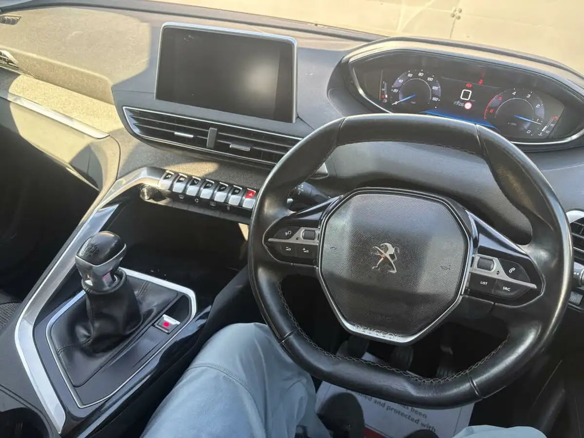 2020-peugeot-3008-suv-15-bluehdi-allure-big-41