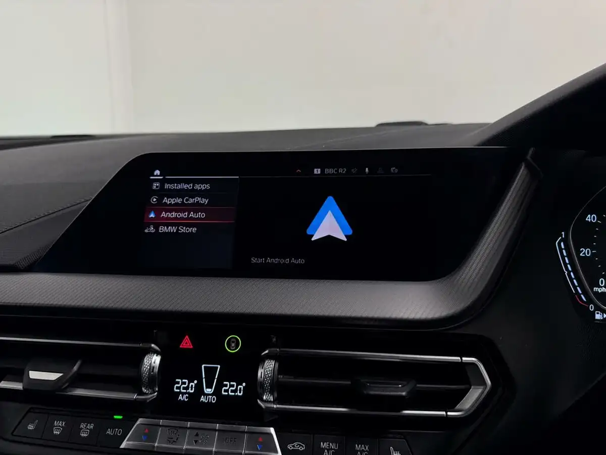 2021-bmw-1-series-20td-120d-m-sport-lcp-big-34