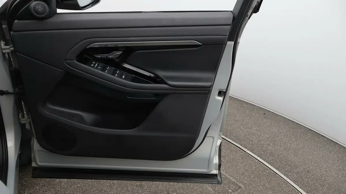 2022-land-rover-range-rover-evoque-20-d200-r-dynamic-s-big-15