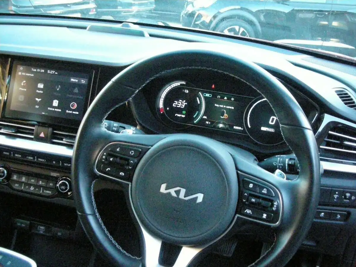 2022-kia-e-niro-ev-2-64-big-10