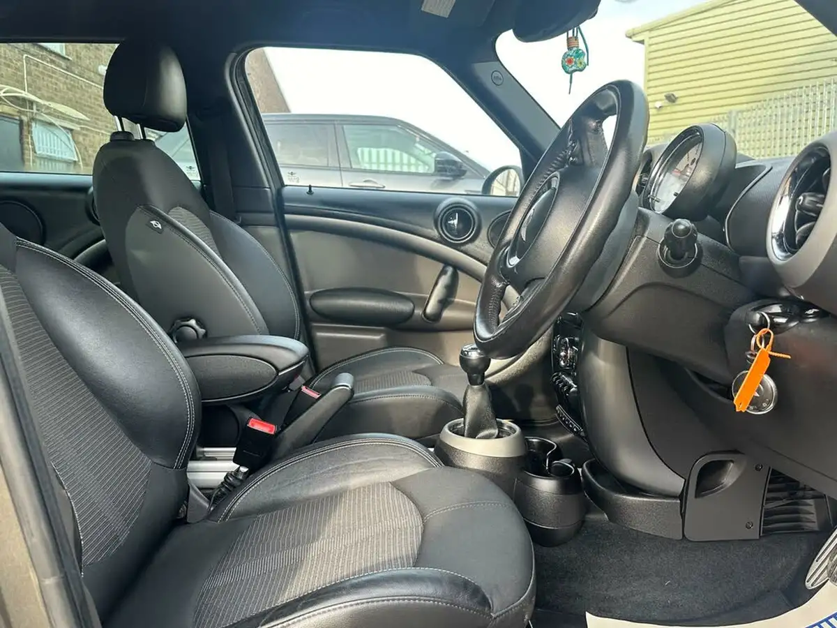 2012-mini-countryman-20td-cooper-sd-143bhp-all4-big-11