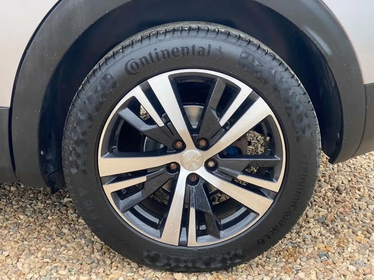 2017-peugeot-3008-suv-12-puretech-active-big-14