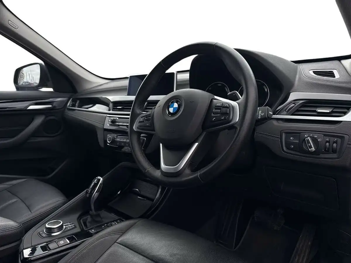 2021-bmw-x1-20-xdrive20i-xline-big-7
