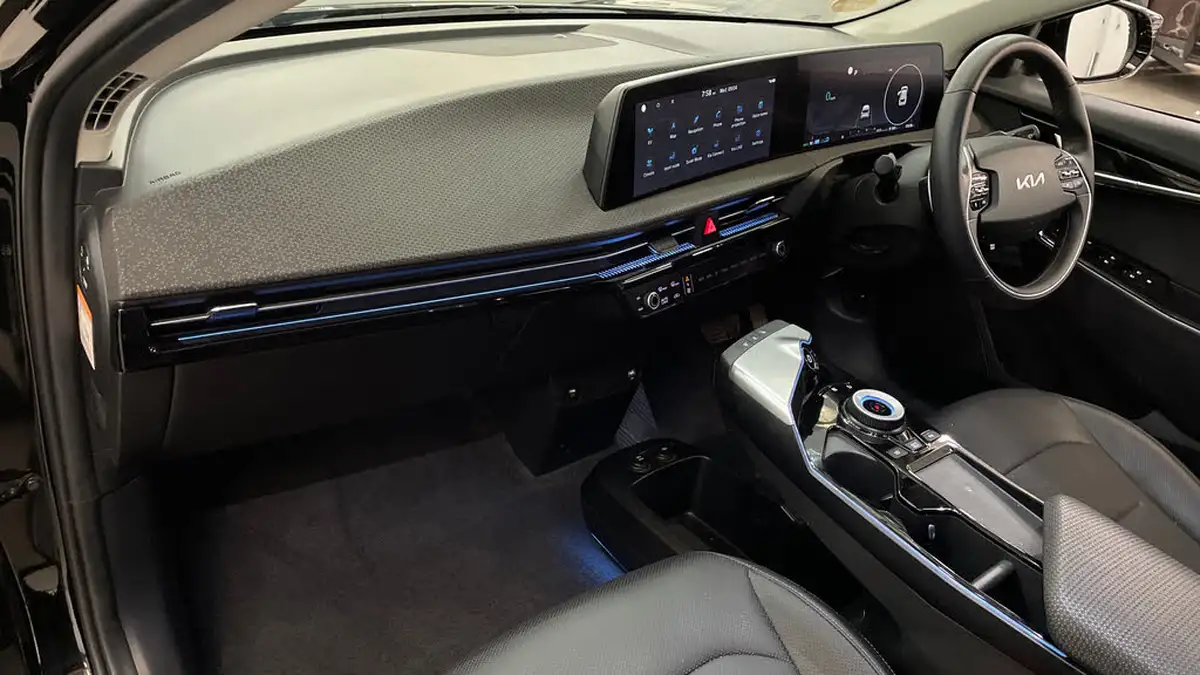 2022-kia-ev6-e-air-big-9