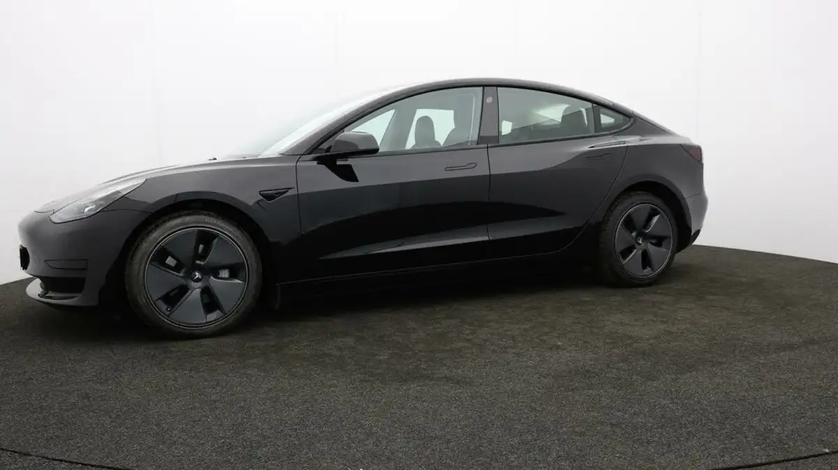 2021-tesla-model-3-e-standard-plus-big-57