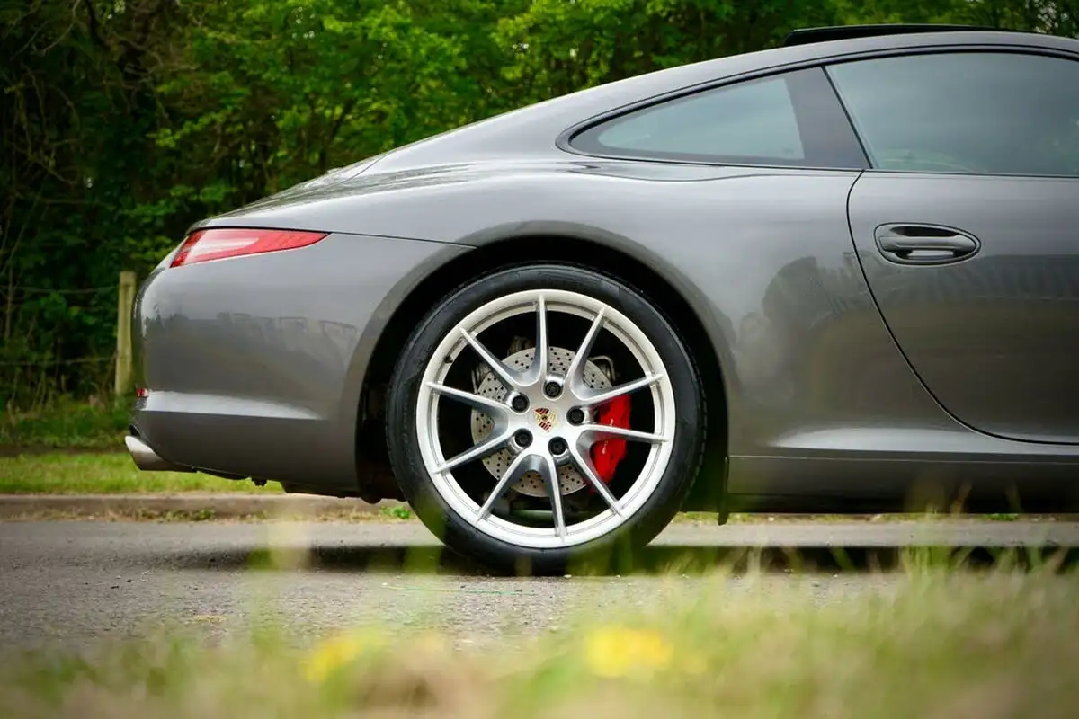 2012-porsche-911-38-carrera-s-400bhp-coupe-pdk-big-8
