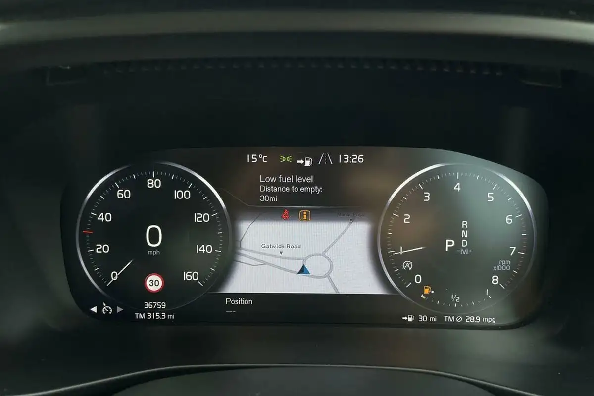 2019-volvo-xc40-15-t3-inscription-pro-163bhp-geartronic-big-43